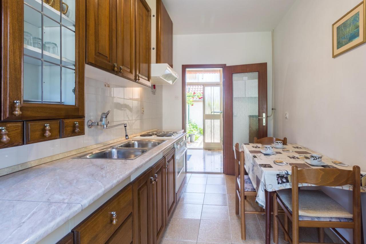 With A Parking Space - 7063 Apartment Umag