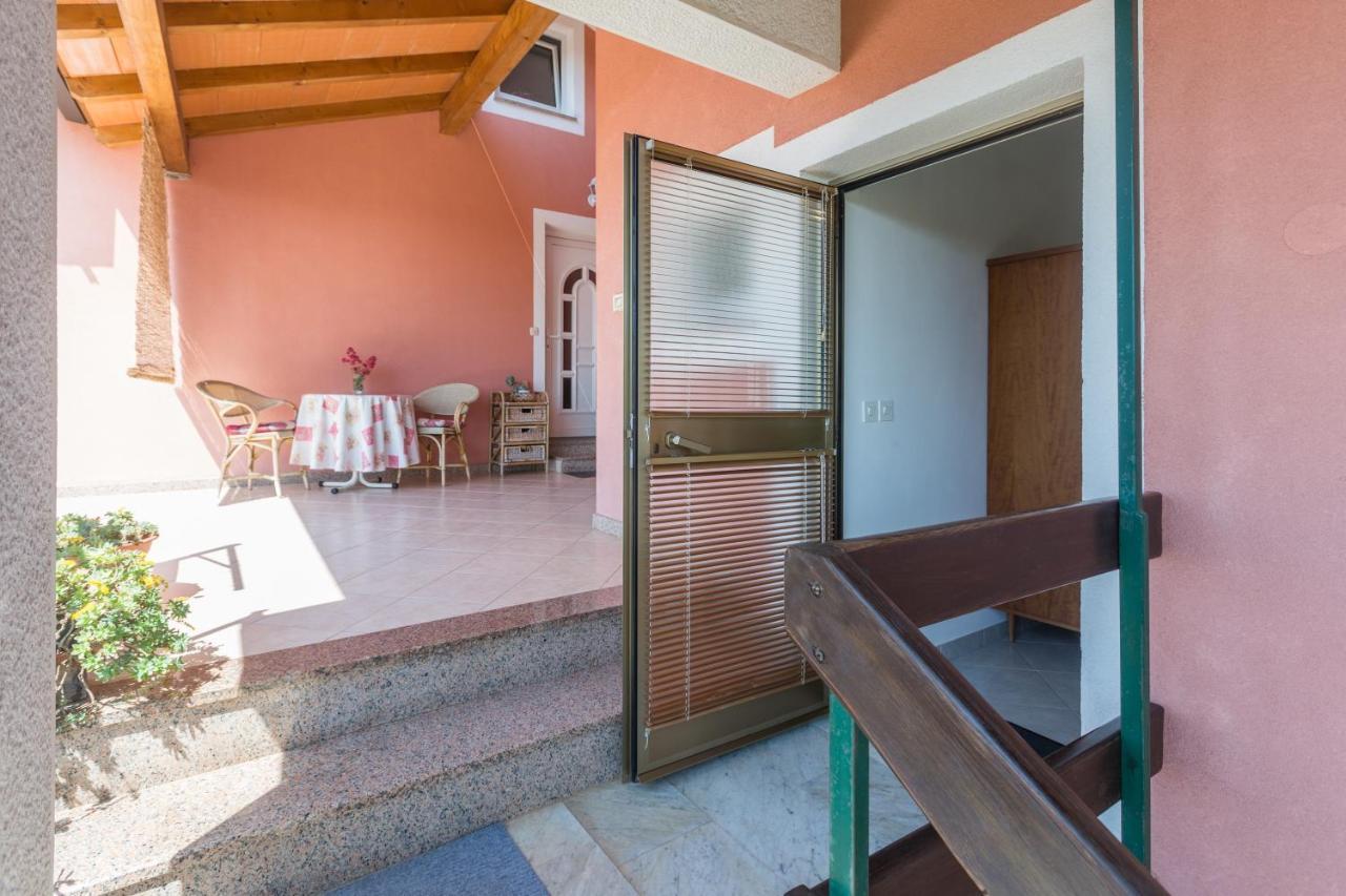 With A Parking Space - 7063 Apartment Umag