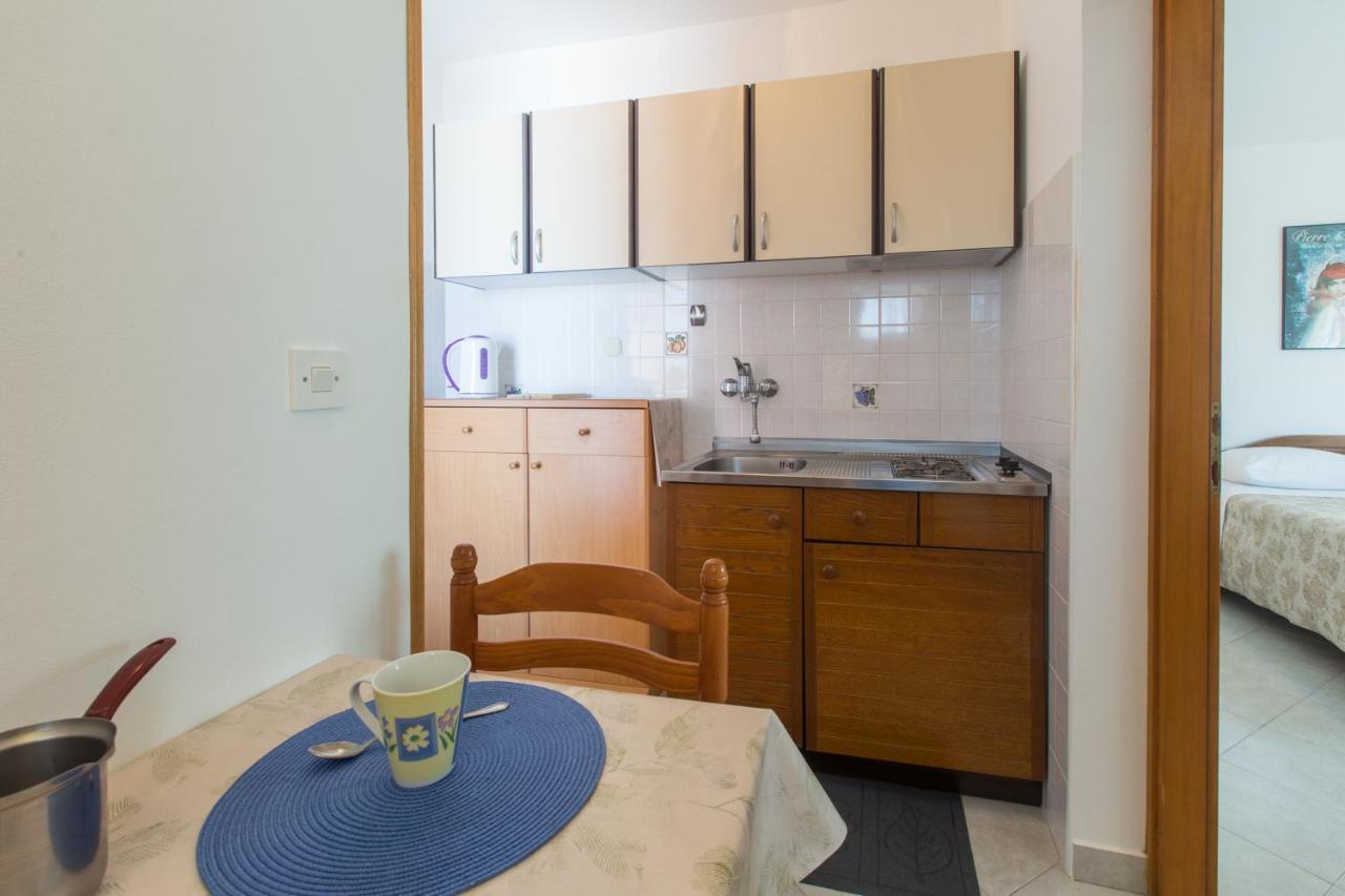 With A Parking Space - 7063 Apartment Umag